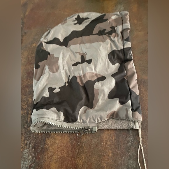Puffy Camouflage Jacket - Picture 3 of 4